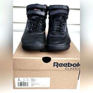 Reebok Women's Freestyle Black Hi High Top Sneakers Size 5